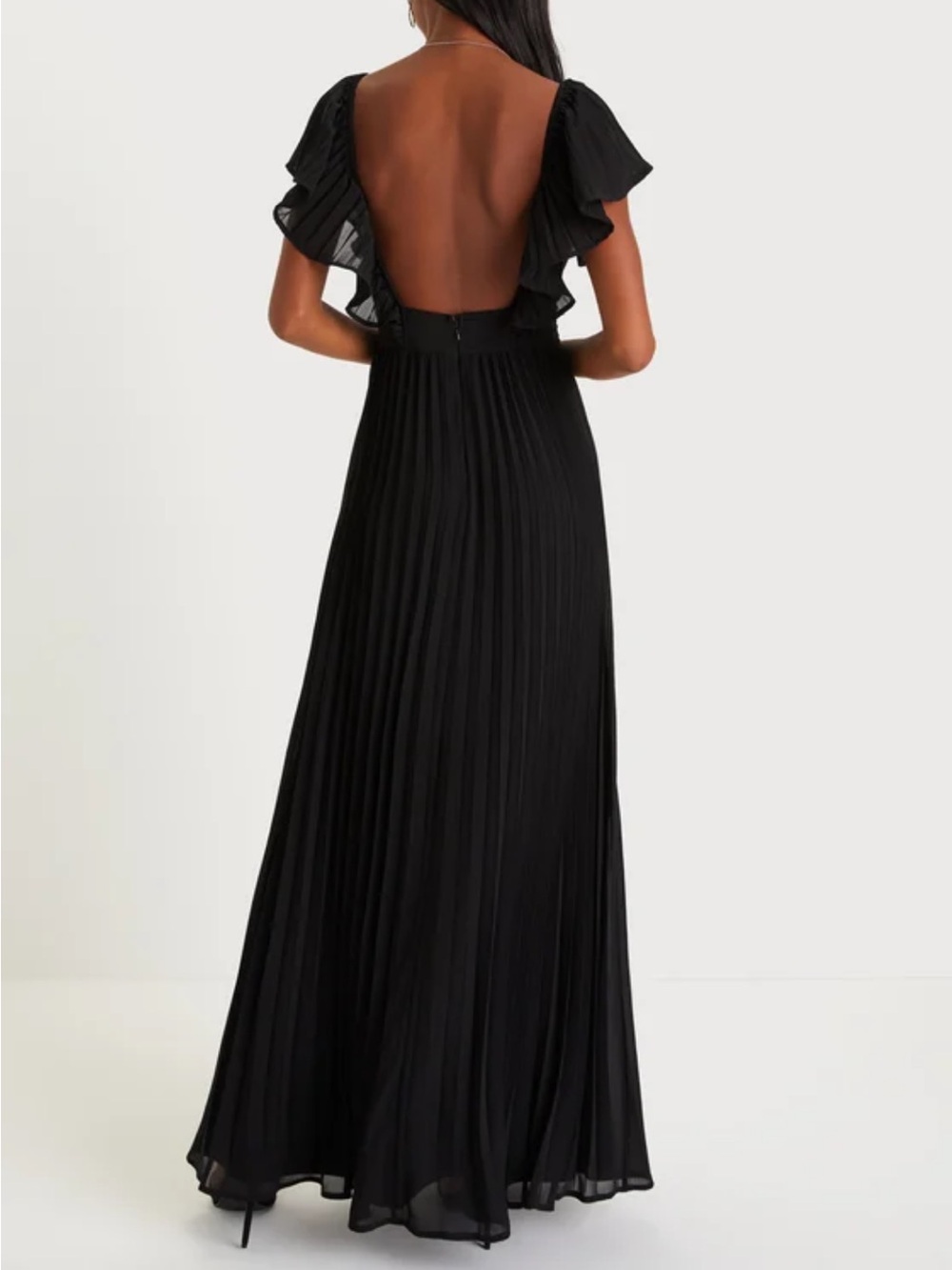 Lulu's Black V-Neck Pleated Maxi Dress - Picture 2 of 6